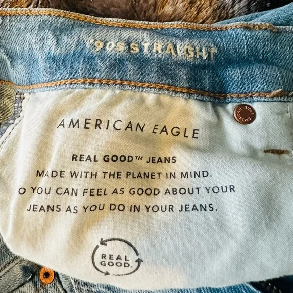 American Eagle Outfitters 90s Straight Style Jeans Sz 2 - Picture 6 of 11